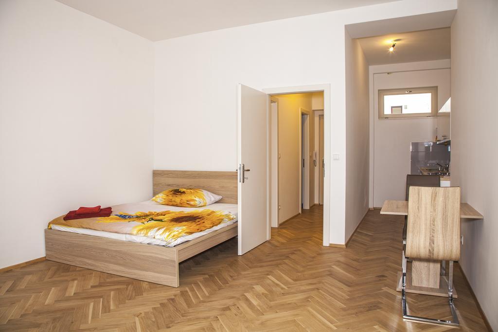 Beautiful Central Apartment Thámova Praga Exterior foto